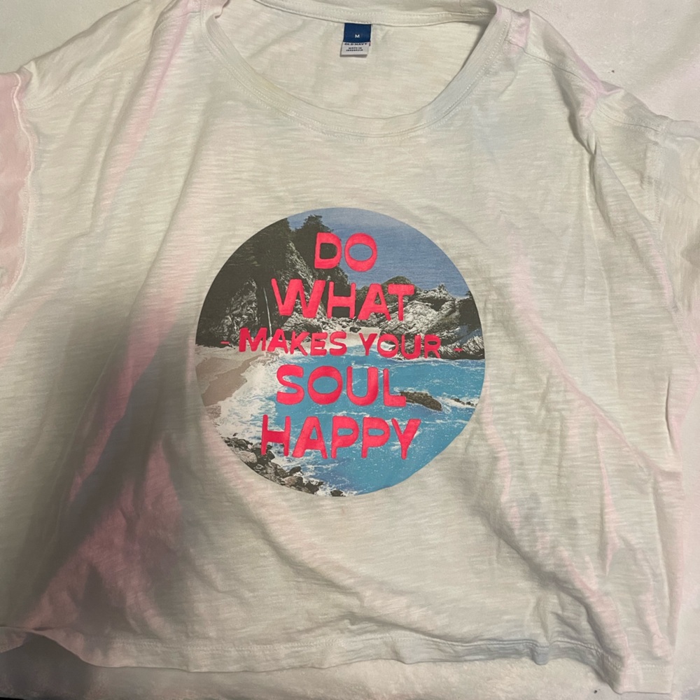 old navy tee
